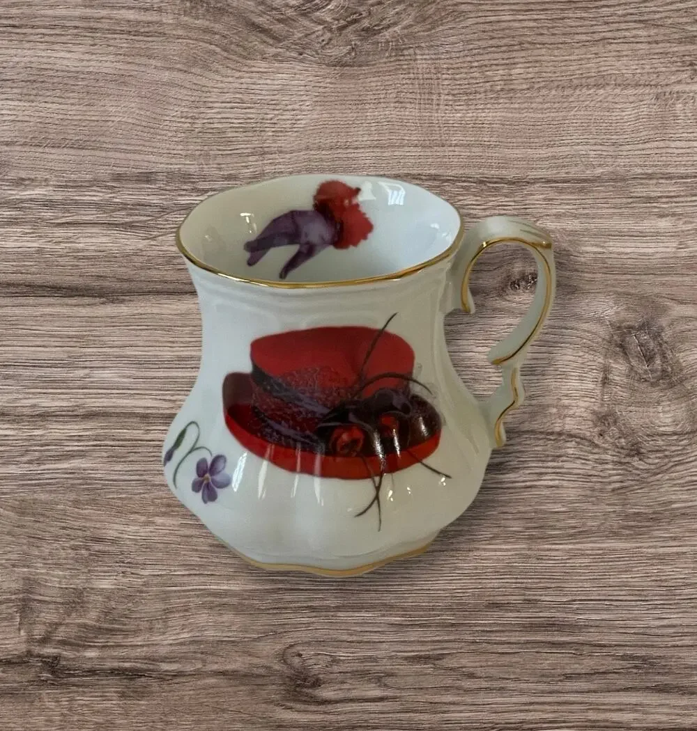 VTG Vintage Victorian Style Red Hat Creamer